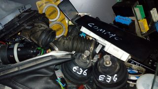 ΤΑΠΕΤΣΑΡΙΕΣ ΠΙΣΩ ΔΕΡΜΑΤΙΝΕΣ BMW E36 COMPAC-thumb-13