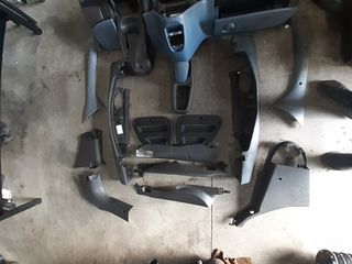 ΤΑΜΠΛΟ ΚΑΙ ΕΠΕΝΔΥΣΗ ΠΛΑΣΤΙΚΩΝ ΓΙΑ FIAT DOBLO