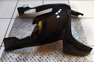 Σποιλερ (Καρίνα) για Gilera Runner 50/125/200 Sp-Vx-Vxr-St μοντέλα Χρώματος Μαύρη Γυαλιστερή Καινούργια Τιμή 101€