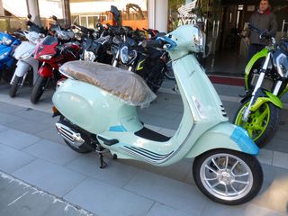 Vespa Primavera 50 2025 Verde Relax EU5-thumb-1