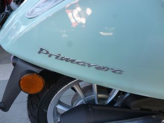 Vespa Primavera 50 2025 Verde Relax EU5-thumb-16