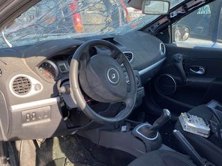RENAULT CLIO-thumb-1