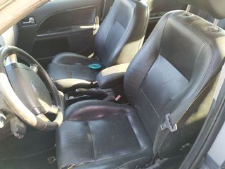 FORD MONDEO 04' 2.0cc-thumb-4