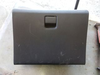 Ντουλαπάκι Daihatsu terios 99mod 