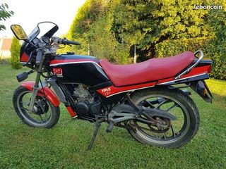 Yamaha RD 125 1986 YPVS-thumb-1