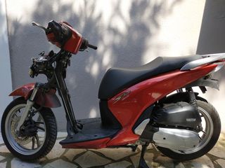 Honda sh150 Ανταλλακτικά