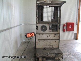 Κλαρκ 2001 KLB0858-thumb-2