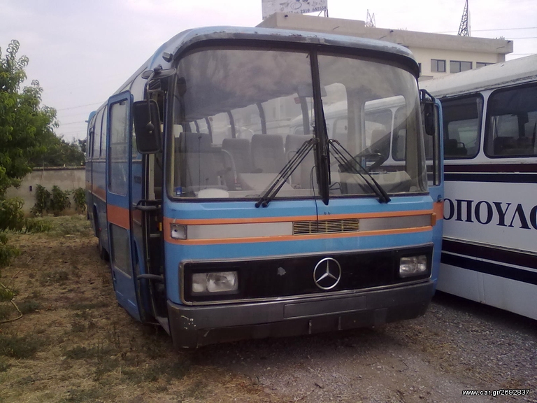 Mercedes-Benz 1984 303