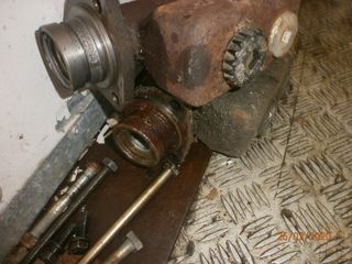 LIEBHERR  921 ΔΙΑΦΟΡΙΚΟ ΠΙΣΩ-ΜΕΙΩΤΗΡΕΣ*ΚΕΝΤΡΙΚΟΙ-ΑΝΤΛΙΕΣ ΦΡΕΝΩΝ-thumb-1