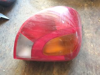 ΦΑΝΑΡΙΑ ΠΙΣΩ FORD FIESTA 97-01 -thumb-2