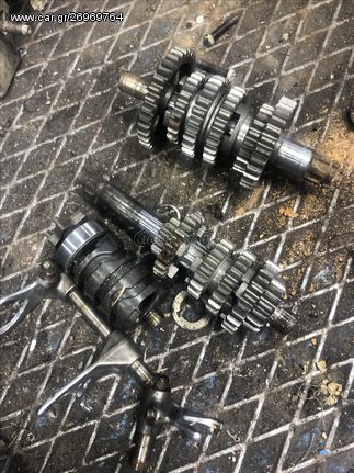 Yamaha rz 125 rd 125cc μοτερ σε κομματια!!-thumb-1