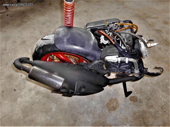 Για GILERA RUNNER LC 50 Κινητήρας,Ολόσωμη Εξάτμιση Gianneli,Ζάντα πίσω όλα σε άριστη κατάσταση!!!