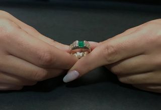 Δαχτυλιδι 18k με Σμαράγδι-thumb-1