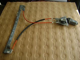 CITROEN SAXO - PEUGEOT 106 1996-2004 (3Π)  ΓΡΥΛΟΣ ΠΑΡΑΘΥΡΟΥ ΕΜΠΡΟΣ ΑΡΙΣΤΕΡΟΣ & ΔΕΞΙΟΣ
