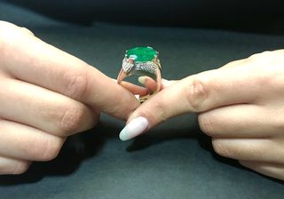 Δαχτυλιδι 18k με Σμαράγδι-thumb-4
