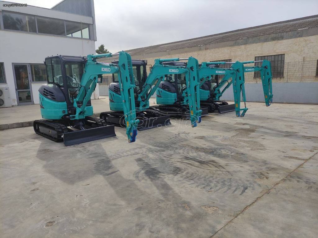 Εκσκαφάκι (διαβολάκι) Kobelco 2023 SK30SR-6E Καμπίνα