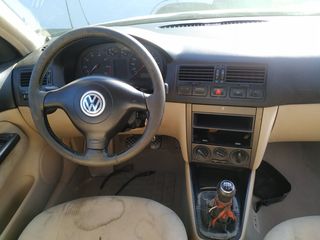 VOLKSWAGEN BORA 01' 1.4cc-thumb-4