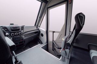 Iveco 2026 70C 210 TRANSPORT CLASS-thumb-8