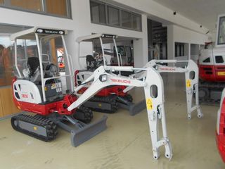 Εκσκαφάκι (διαβολάκι) Takeuchi 2025 TB216-thumb-2