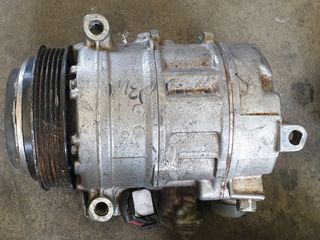 	 Mercedes-Benz Vito Mercedes-Benz sprinder Mercedes-Benz A 180 Mercedes-Benz C 180 Mercedes-Benz E 220-thumb-1