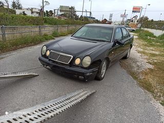 Mercedes Benz E 300 diesel για ανταλλακτικά σε κομμάτια ρωτήστε μας αποστολή σε όλη την Ελλάδα