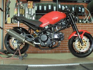 Ducati Monster 600 '99 αναλαμβανω αναπαλαιώσειςDUCATI
