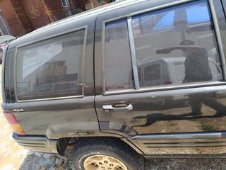 Jeep Grand Cherokee 1998 LIMITED EDITION V8-thumb-26