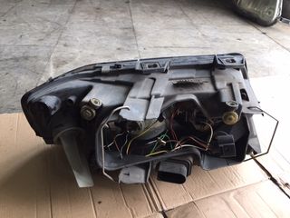 ΦΑΝΑΡΙ ΕΜΠΡΟΣ ΑΡΙΣΤΕΡΟ AUDI A6 1998-2004-thumb-1