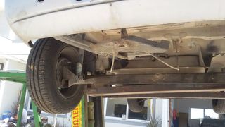 FORD FIESTA 1995-2002 DHB 1242c.c ( πεταλουδα γκαζιού: 50€ - πίσω άξονας:120€ - μοτέρ υαλοκαθαριστήρων: 40€ )