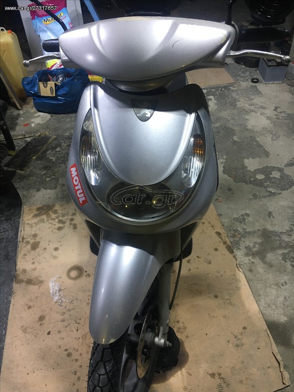 Peugeot. Looxor