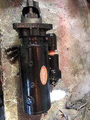 Cummins V8 diesel 903-thumb-2