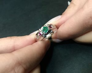 Δαχτυλιδι 18k με Σμαράγδι-thumb-4