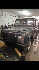 Land Rover Defender 1994 90-thumb-3