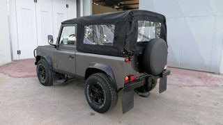 Land Rover Defender 1994 90-thumb-51