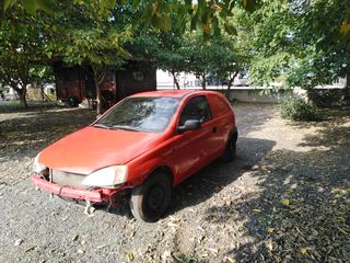 Opel Corsa  '02-thumb-1