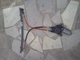 PEUGEOT 106 Γρυλος Παραθυρου Δεξιας Πορτας                              