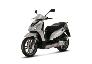 ΚΑΛΥΜΜΑ PIAGGIO CARNABY-125/200 