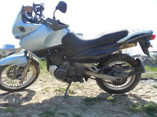  SUZUKI FREEWIND 650 XF-thumb-6