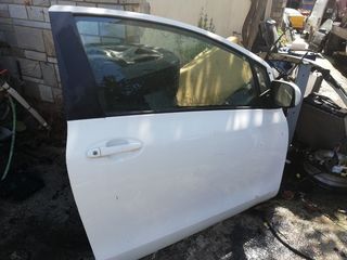 ΕΜΠΡΟΣ ΔΕΞΙΑ ΠΟΡΤΑ TOYOTA YARIS 