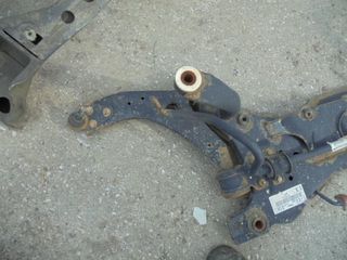 Ψαλίδι Εμπρός Αριστερό για FORD FOCUS (2004 - 2008) Mk2a (DA3 - C307) *ΔΒ* ΠΑΛΕΤΑ 220 *212498* | Kiparissis - The King Of Parts