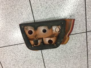 ΦΑΝΑΡΙ ΠΙΣΩ ΔΕΞΙΟ FORD ESCORT-ORION 90-99 4ΘΥΡΟ-thumb-1