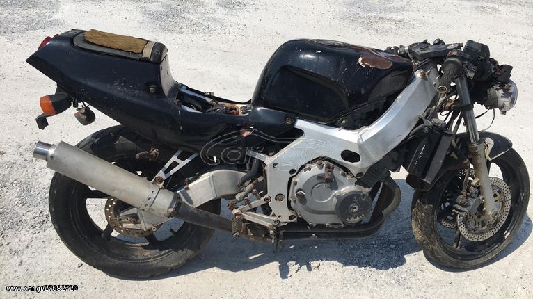HONDA CBR 250rr ΜΟΝΟ ΓΙΑ ΑΝΤΑΛΛΑΚΤΙΚΑ ΚΟΜΜΑΤΙ ΚΟΜΜΑΤΙ MOTO PAPATSILEKAS