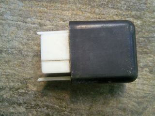 Avensis Ρελε *-thumb-2