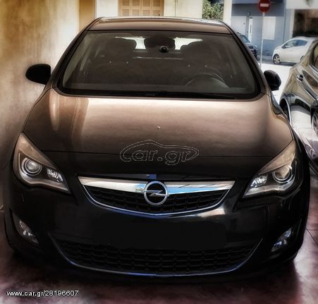 Opel Astra '11 Turbo