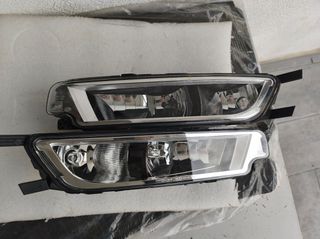 Προβολακια Ομίχλης  Με Φως Ημέρας  Volkswagen Passat B8 2014-2019