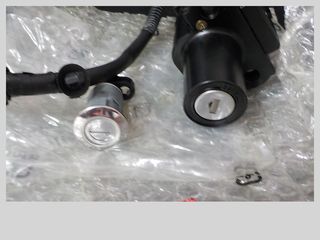HONDA CBR 1000RR 2004-05 SET ΚΛΕΙΔΑΡΙΕΣ 35010-MEL-640-thumb-1