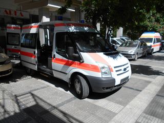 Ασθενοφόρο Ford 2013 TRANSIT υπερυψωμενο αριστο!!!-thumb-13