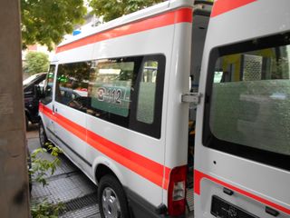 Ασθενοφόρο Ford 2013 TRANSIT υπερυψωμενο αριστο!!!-thumb-2