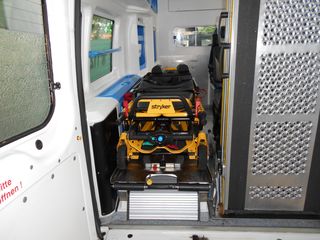 Ασθενοφόρο Ford 2013 TRANSIT υπερυψωμενο αριστο!!!-thumb-18