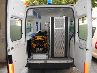 Ασθενοφόρο Ford 2013 TRANSIT υπερυψωμενο αριστο!!!-thumb-19